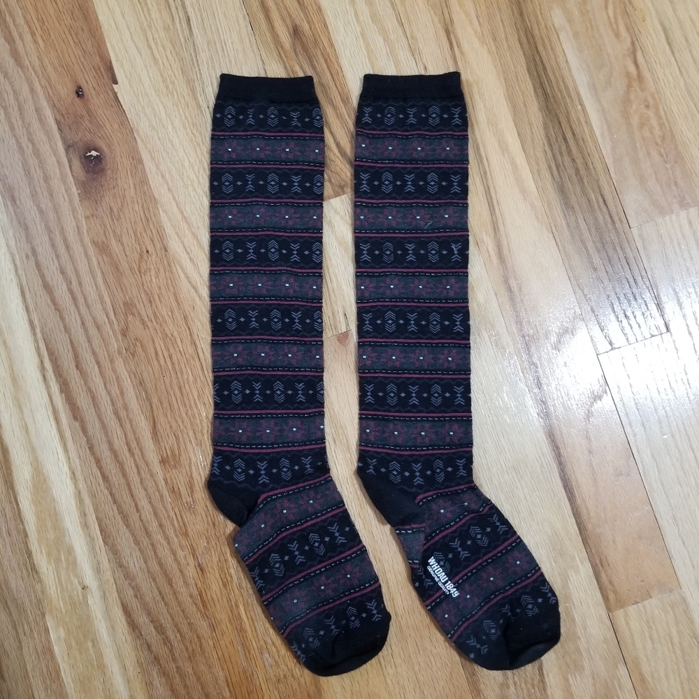 NWOT Who. A. U. Korean Brand Long midi girls school holiday socks stocking grey